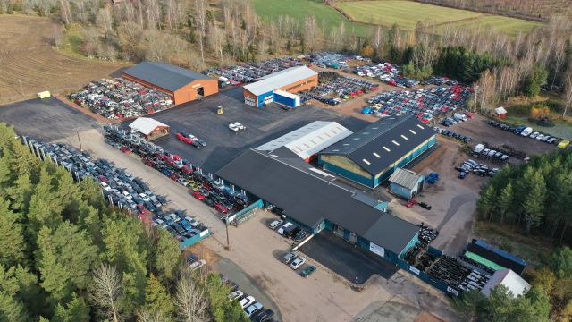 Противопожарная защита для автостоянки металлолома с помощью IRCamSystems Thermal Solution